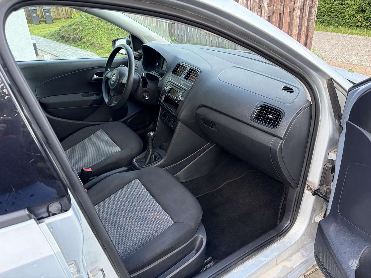 Volkswagen Polo - 10
