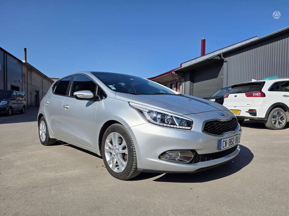 Kia Ceed, 1.6 l., hatchback