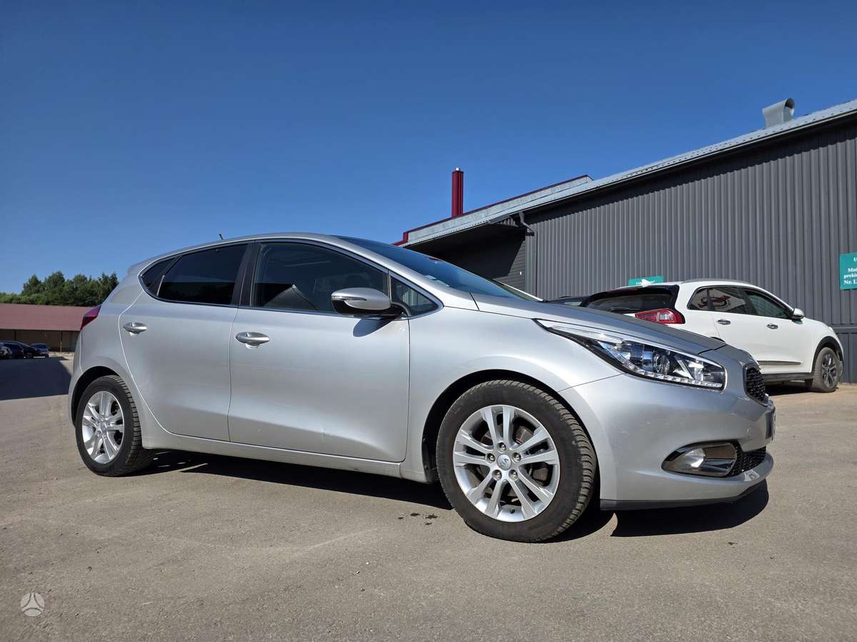 Kia Ceed, 1.6 l., hatchback