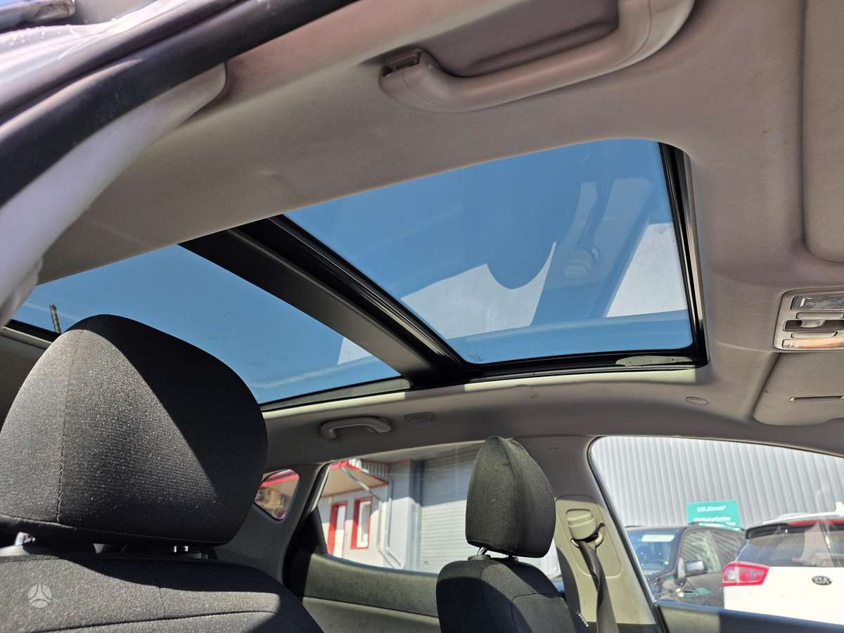 Kia Ceed, 1.6 l., hatchback