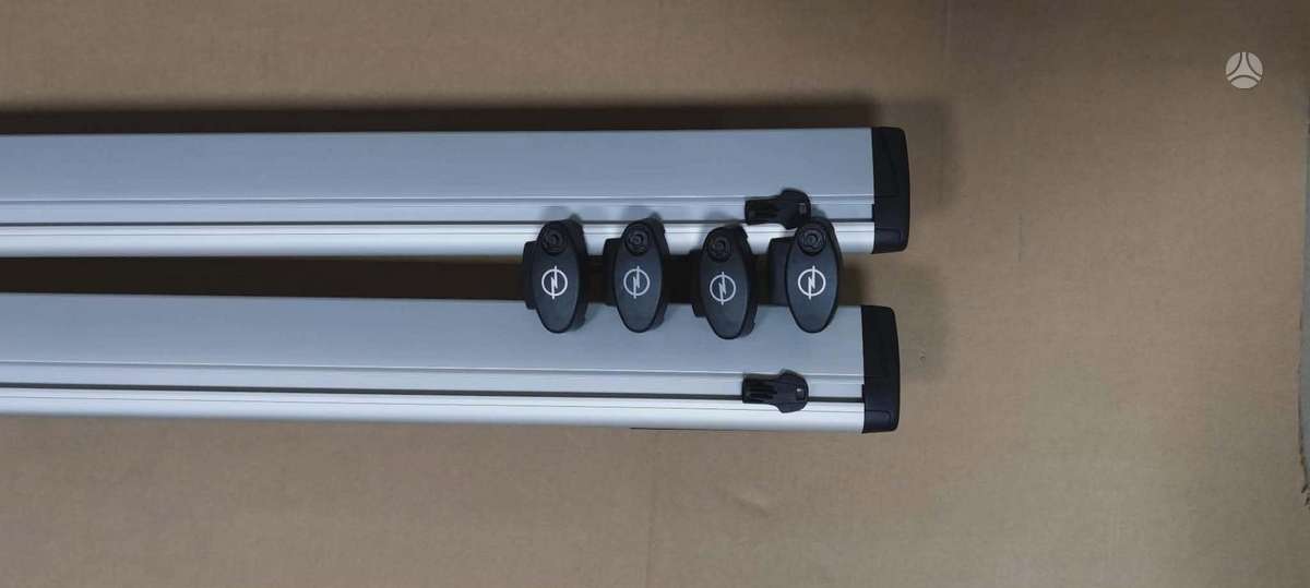 Originalūs stogo skersiniai Opel Combo