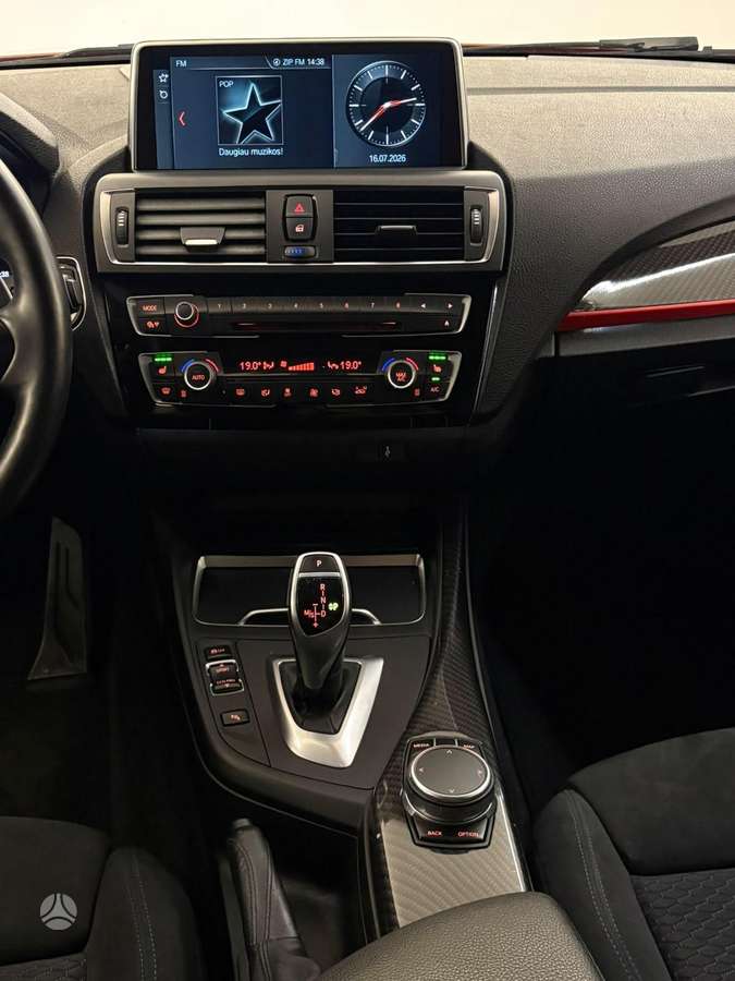BMW 120, 2.0 l., hečbekas