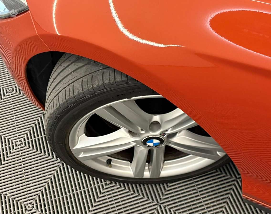 BMW 120, 2.0 l., hečbekas