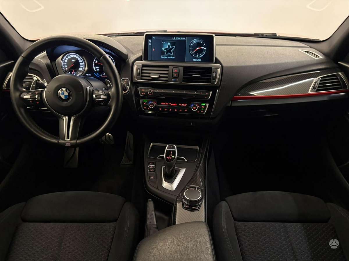BMW 120, 2.0 l., hatchback