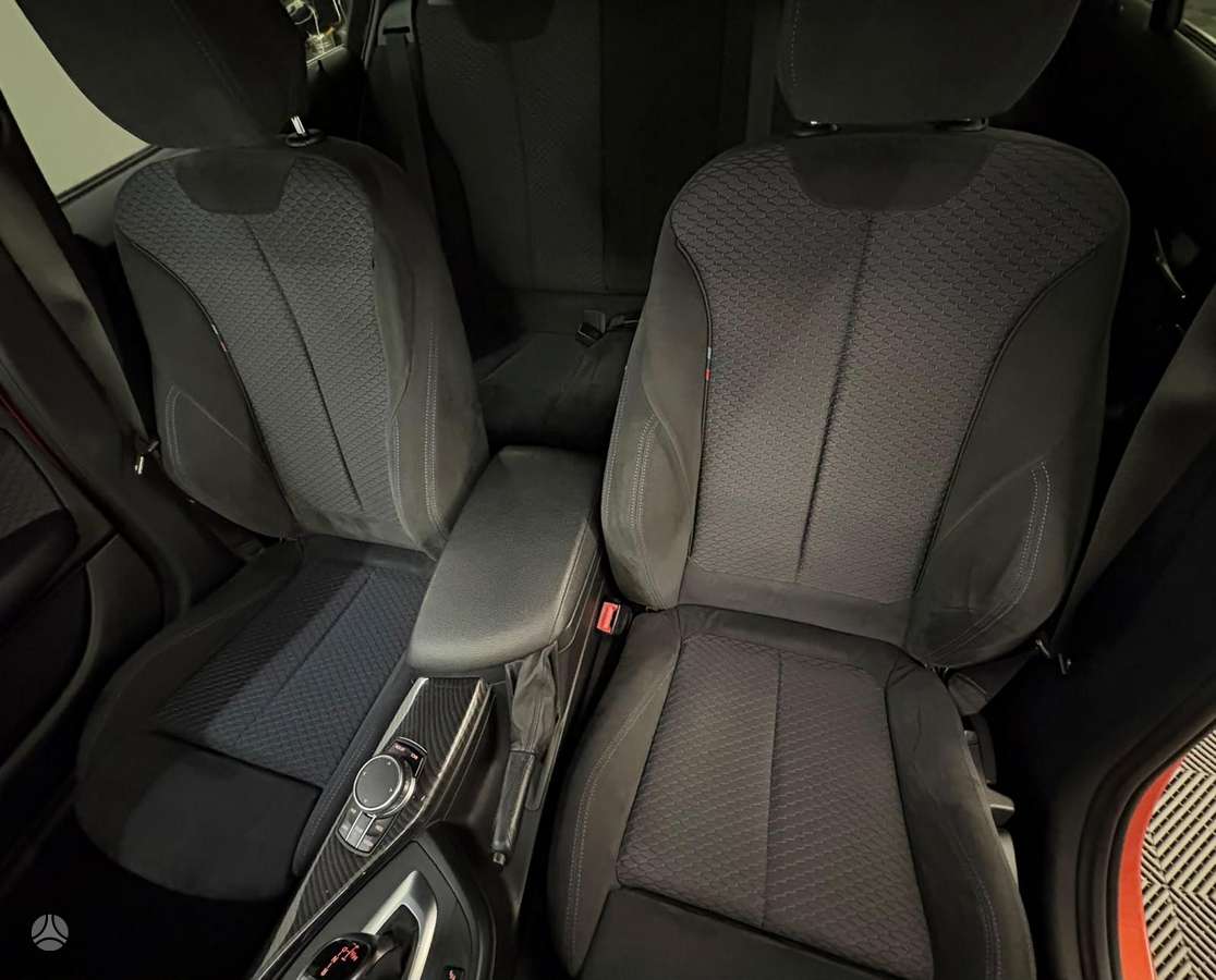 BMW 120, 2.0 l., Хэтчбек