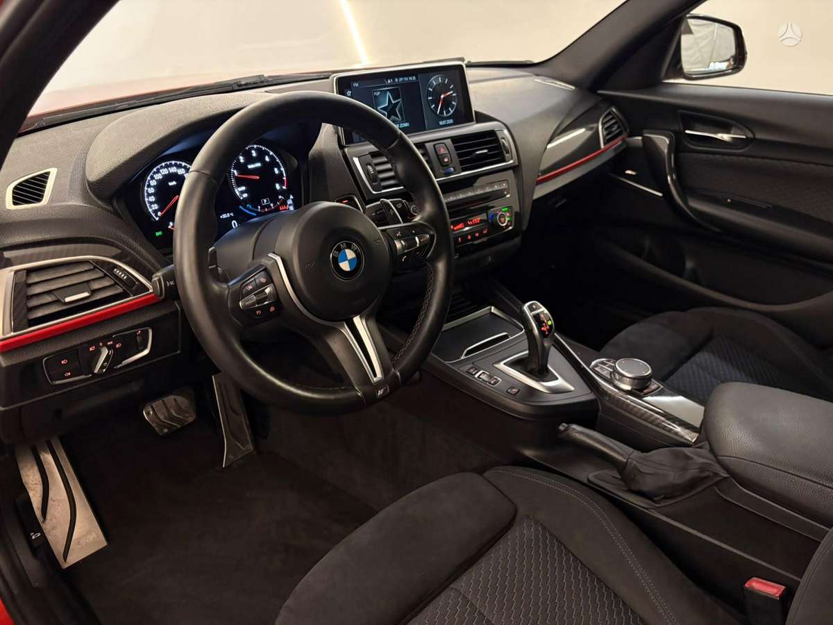 BMW 120, 2.0 l., Хэтчбек