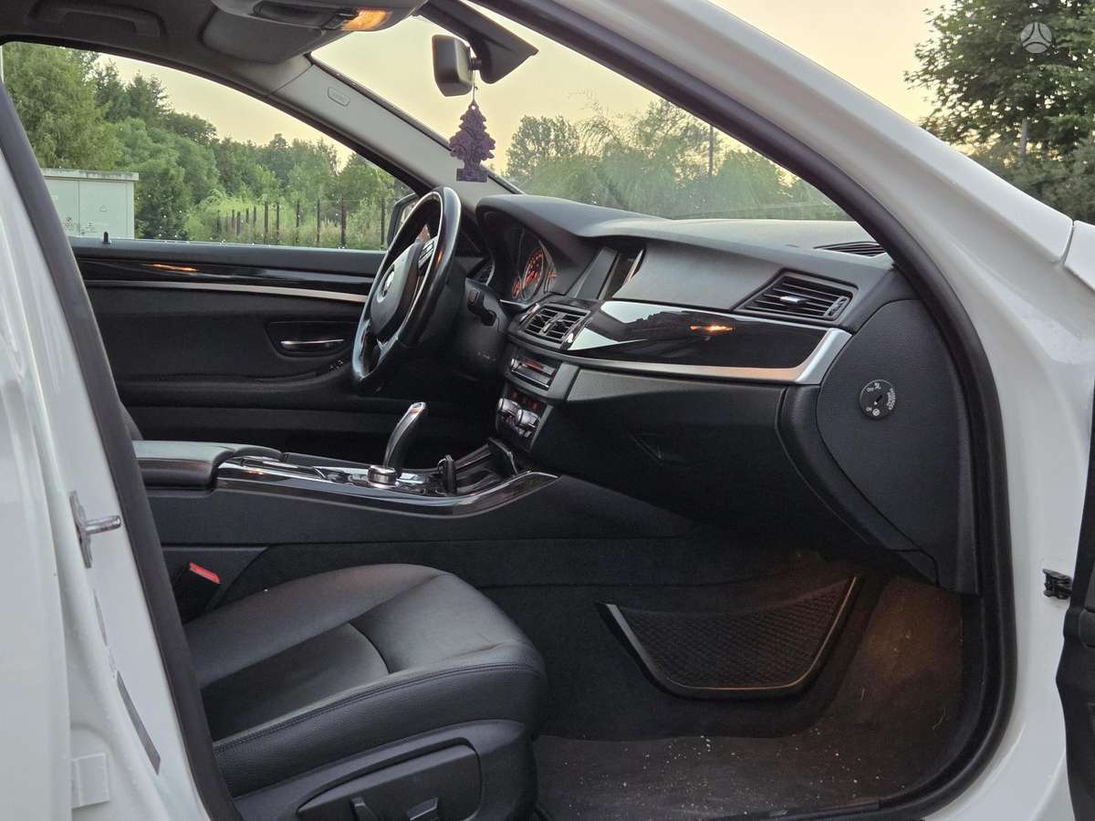 BMW 518, 2.0 l., wagon