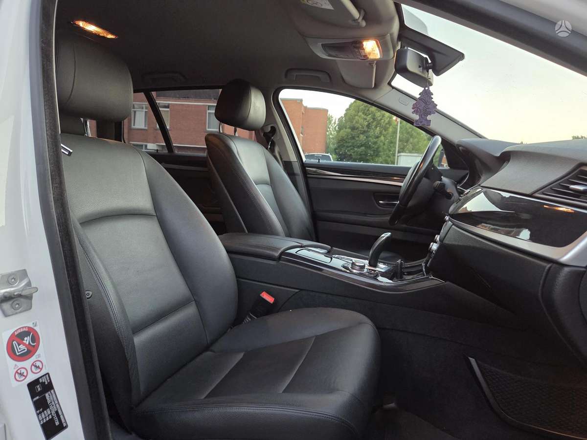 BMW 518, 2.0 l., wagon