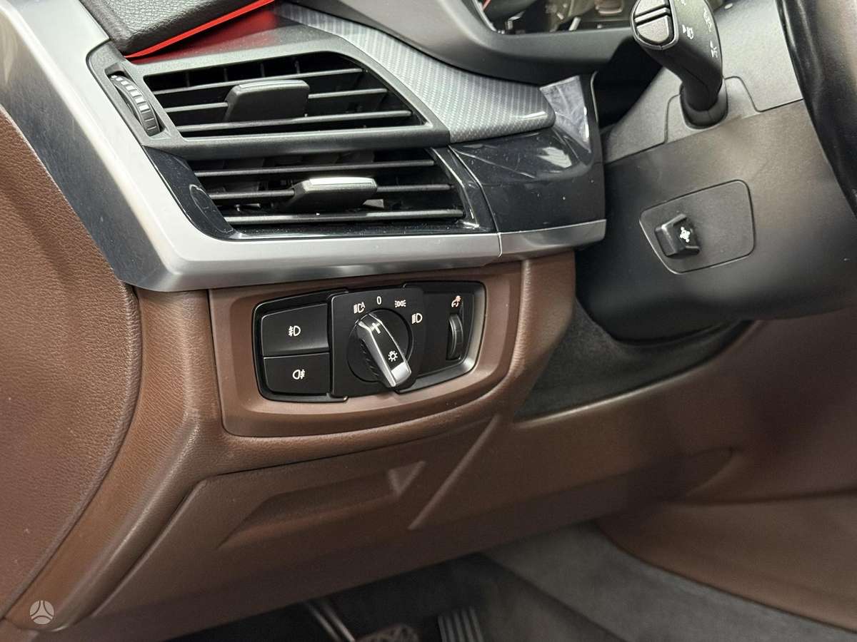 BMW X5, 3.0 l., off-road / crossover