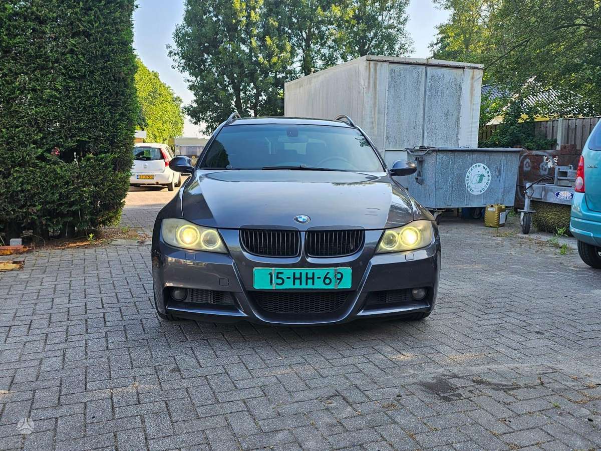 BMW 320, 2.0 l., universalas