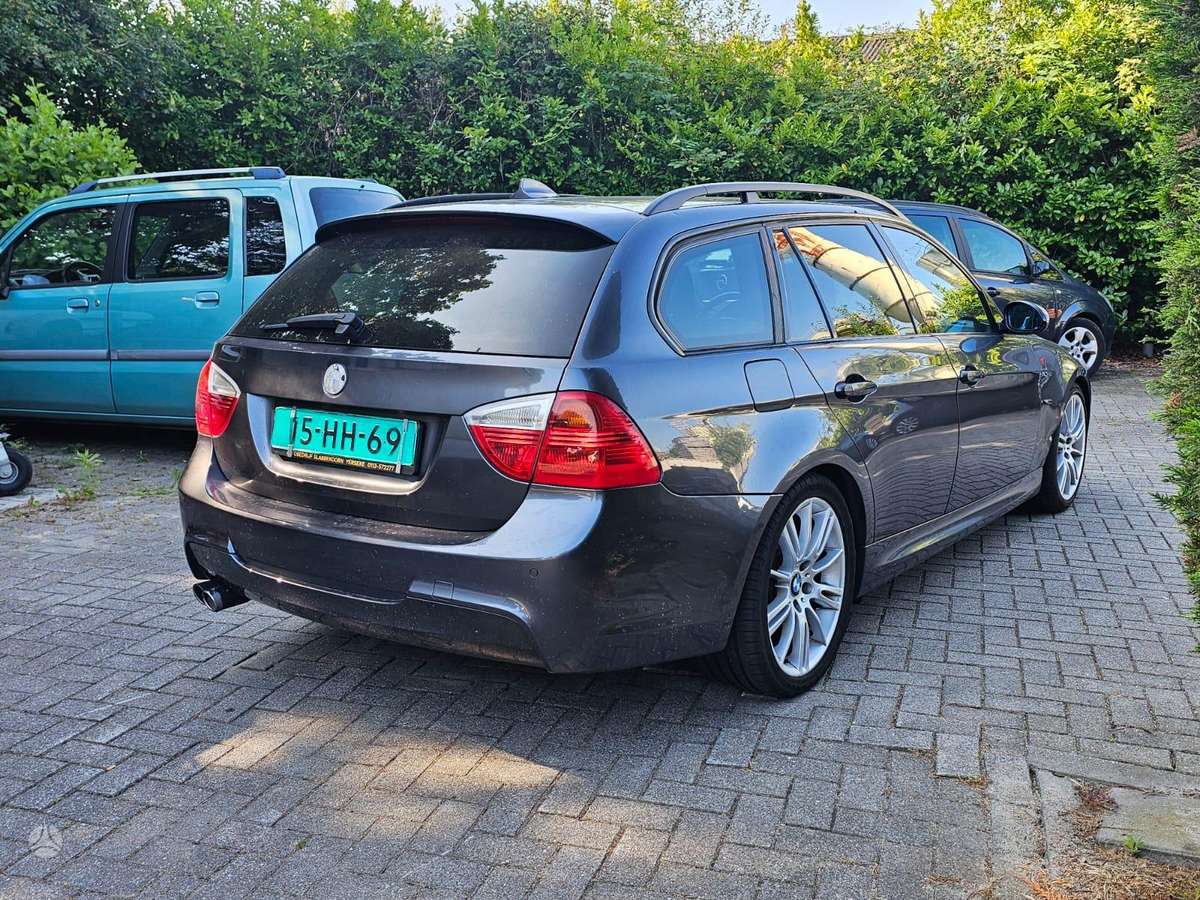 BMW 320, 2.0 l., universalas