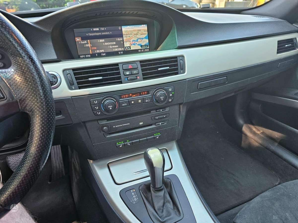 BMW 320, 2.0 l., wagon