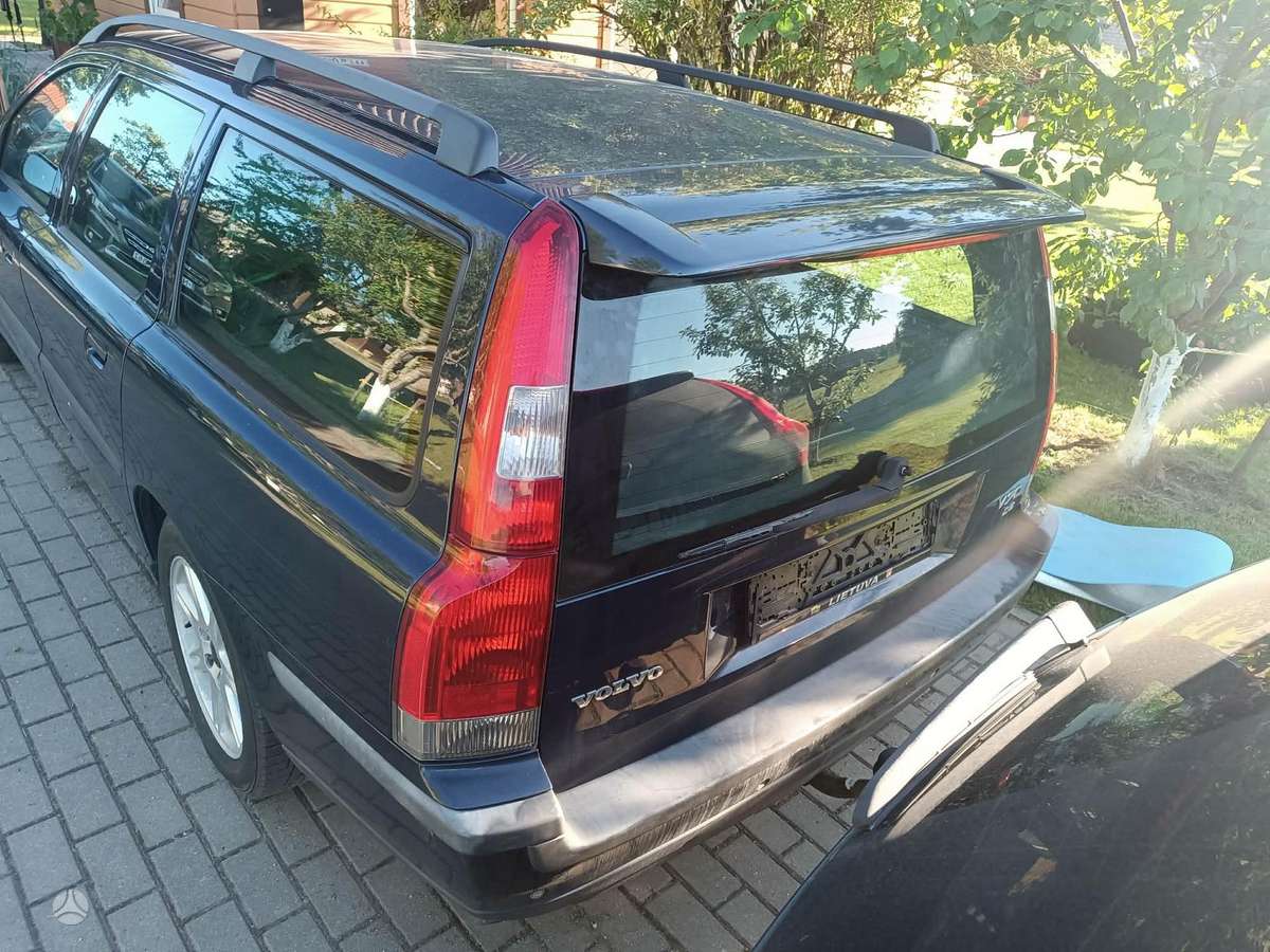 Volvo V70, 2.4 l., wagon