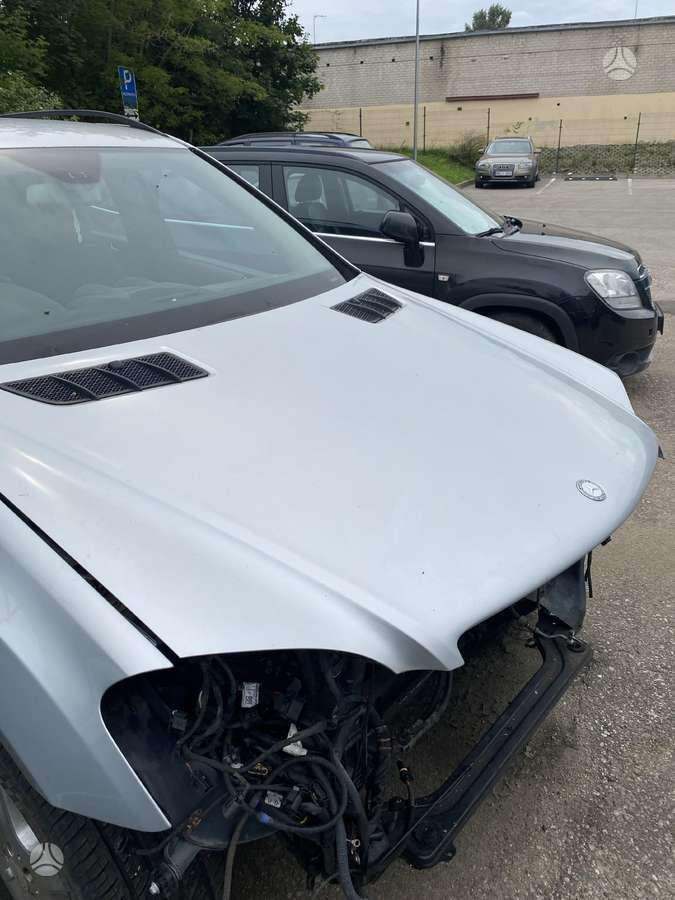 Mercedes-Benz ML320 по частям