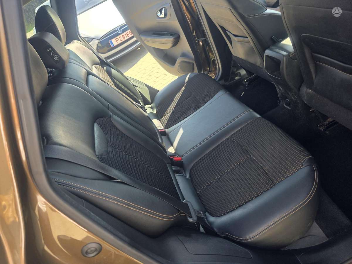 Renault Kadjar, 1.6 l., Минивэн
