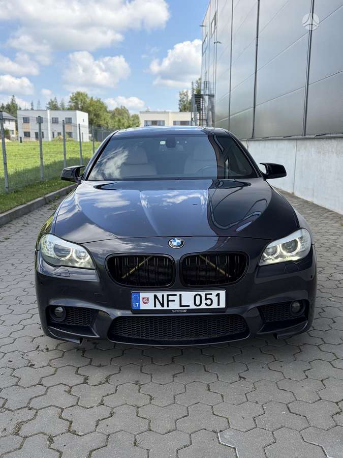 BMW 535, 3.0 l., Седан