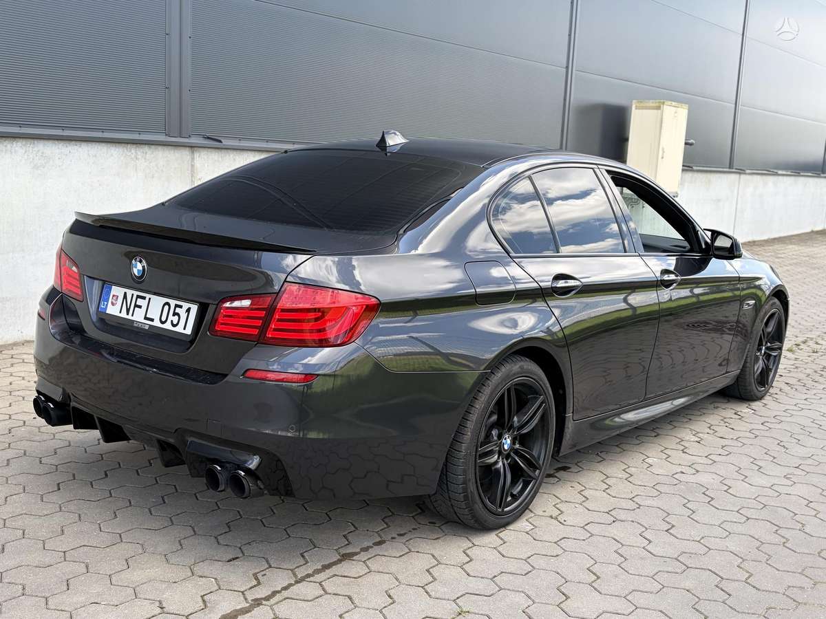 BMW 535, 3.0 l., Седан