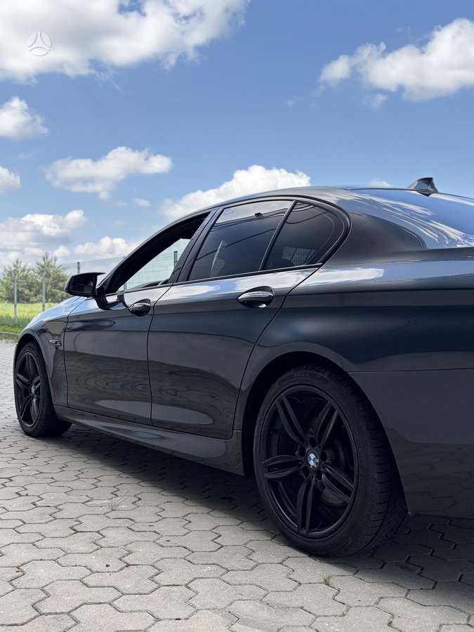BMW 535, 3.0 l., Седан