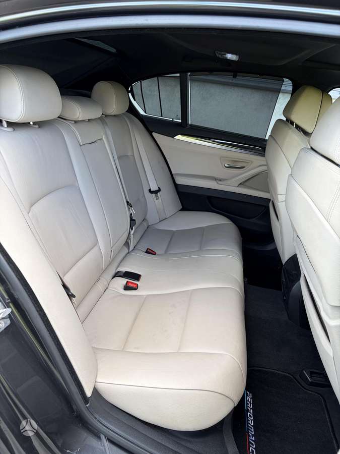 BMW 535, 3.0 l., Седан