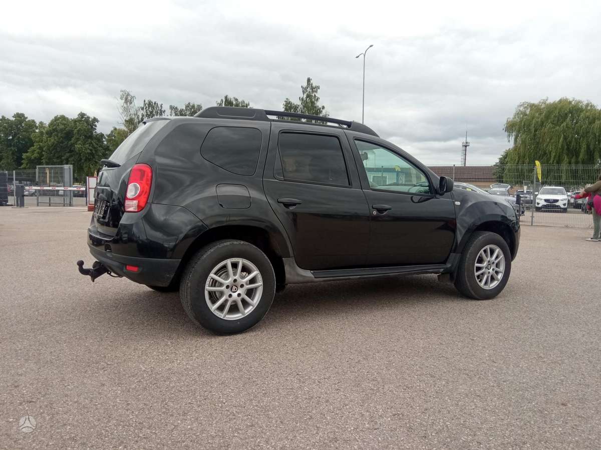 Dacia Duster, 1.6 l., Внедорожник / Кроссовер