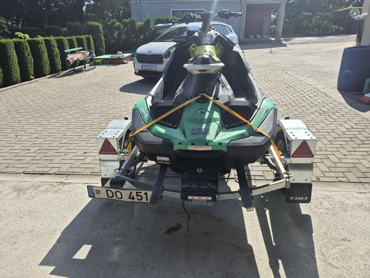 Sea-Doo Spark trixx, jet skis