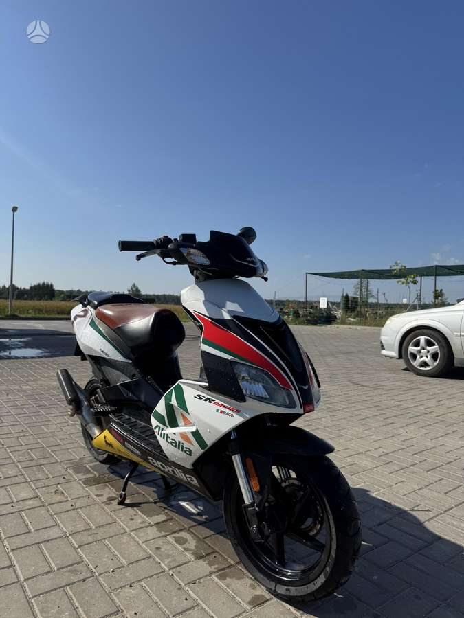 Aprilia SR 49cc, scooters / mopeds