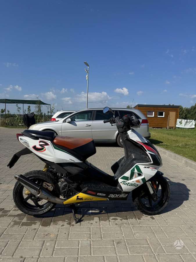 Aprilia SR 49cc, scooters / mopeds