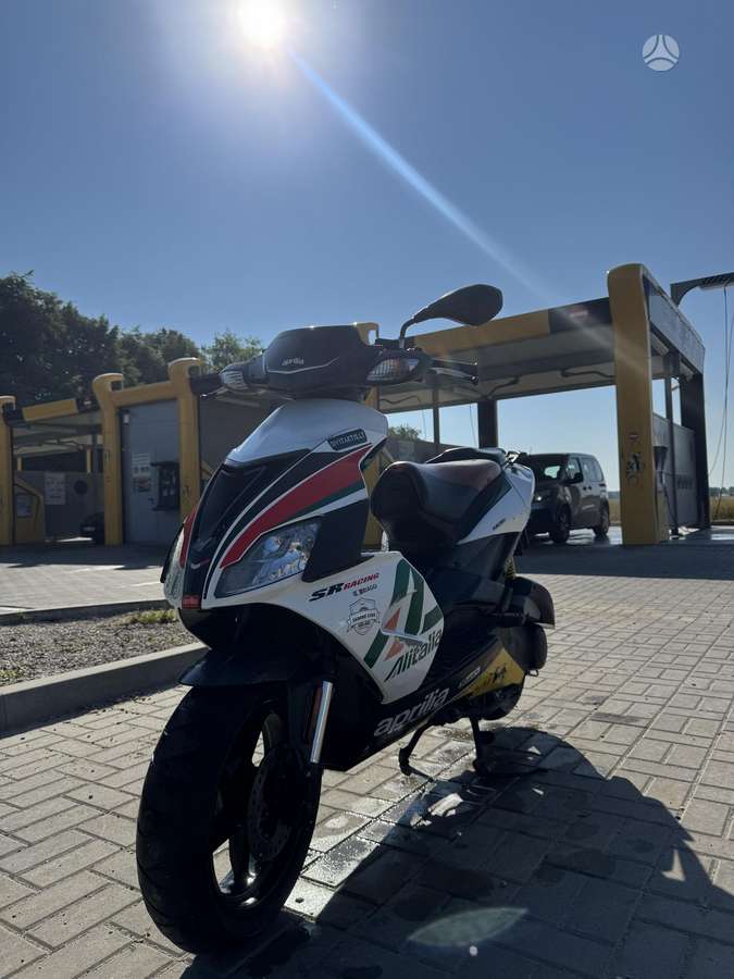Aprilia SR 49cc, scooters / mopeds