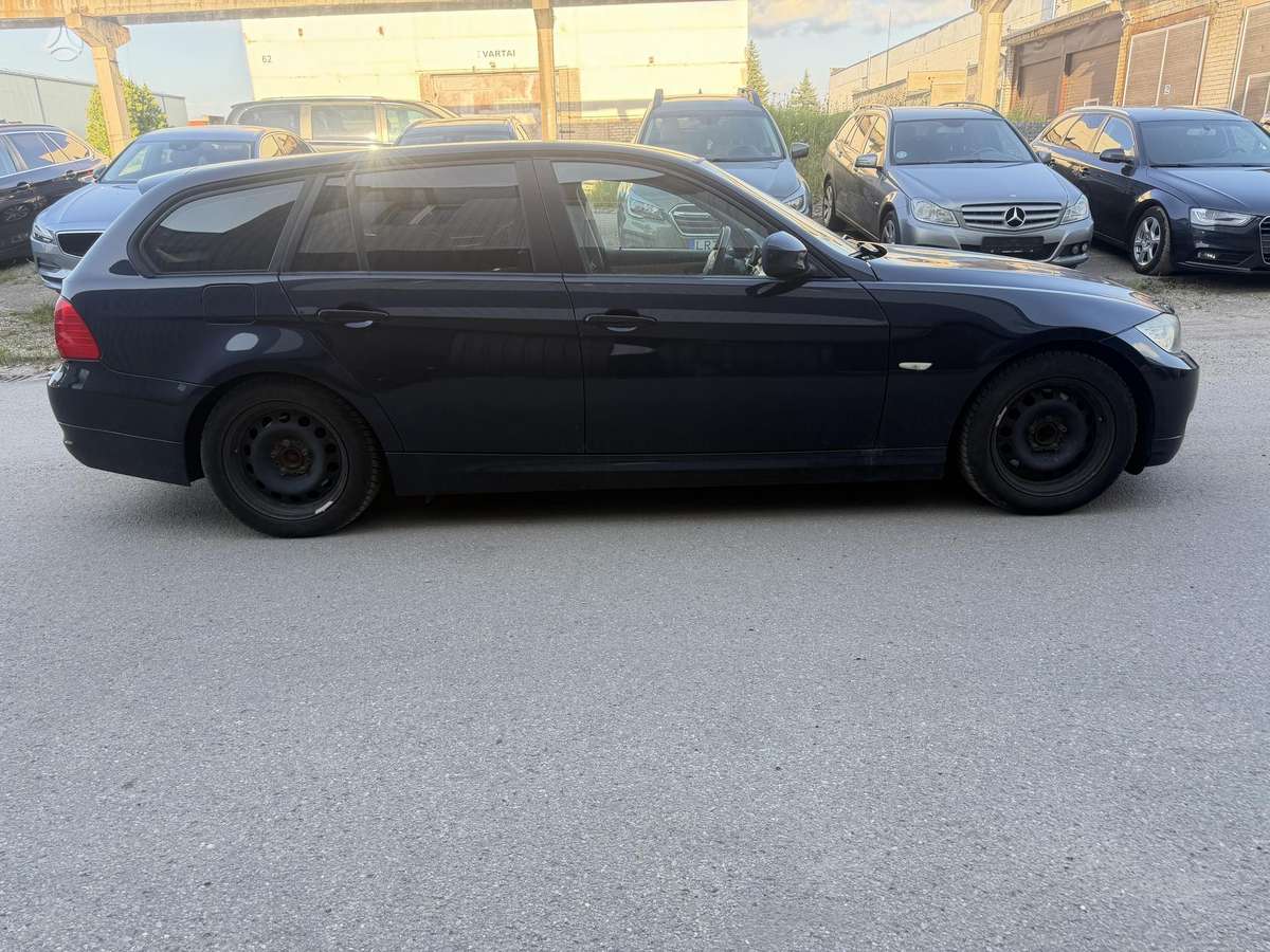 BMW 320, 2.0 l., wagon