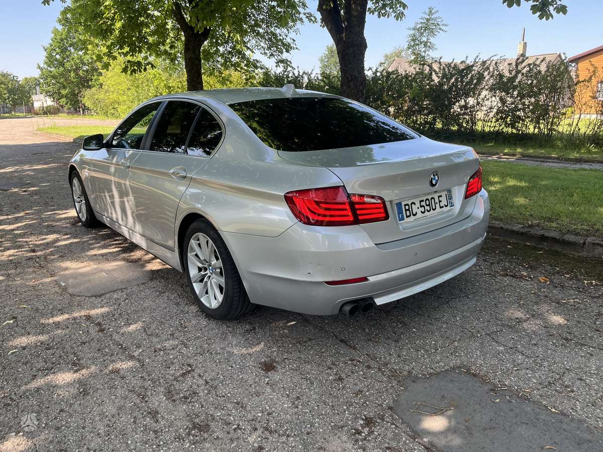 BMW 520, 2.0 l., sedanas