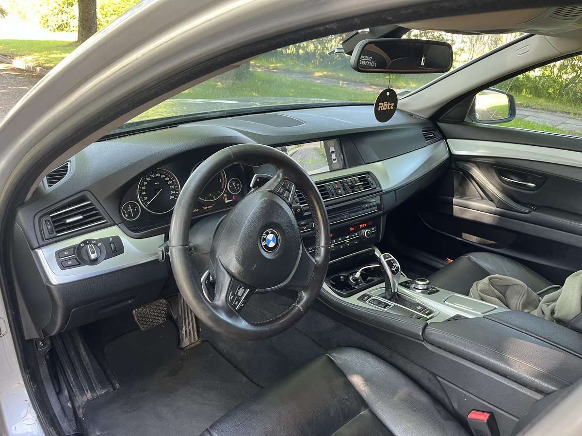 BMW 520, 2.0 l., sedanas