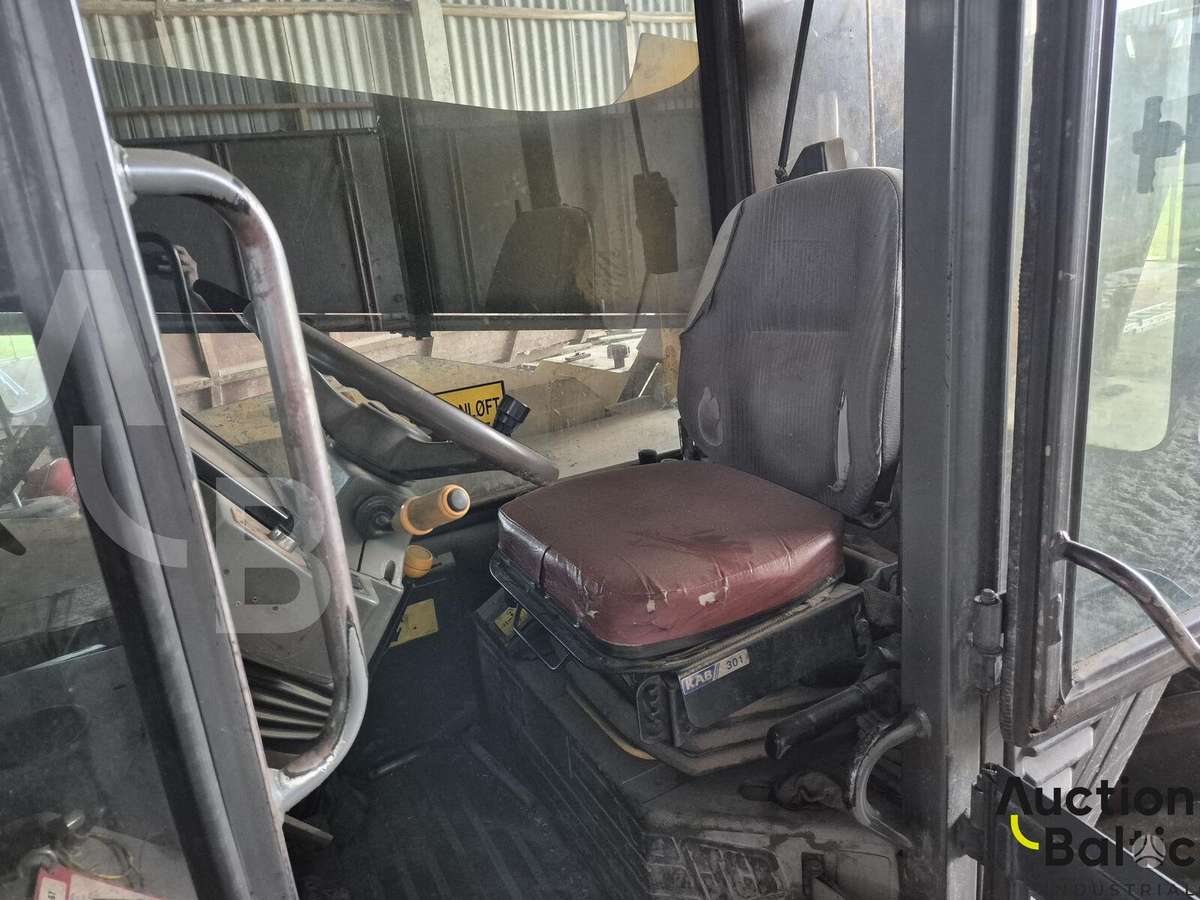 JCB 535-67, forklifts
