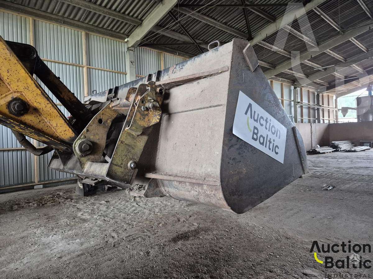 JCB 535-67, forklifts