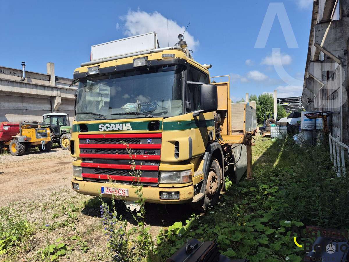 Scania P 93, savivarčiai