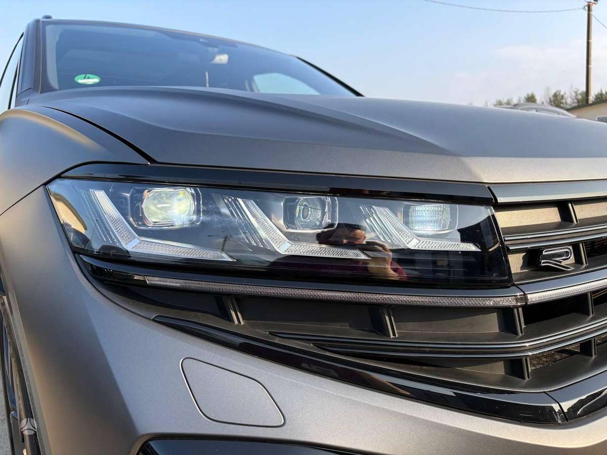 Volkswagen Touareg - 3