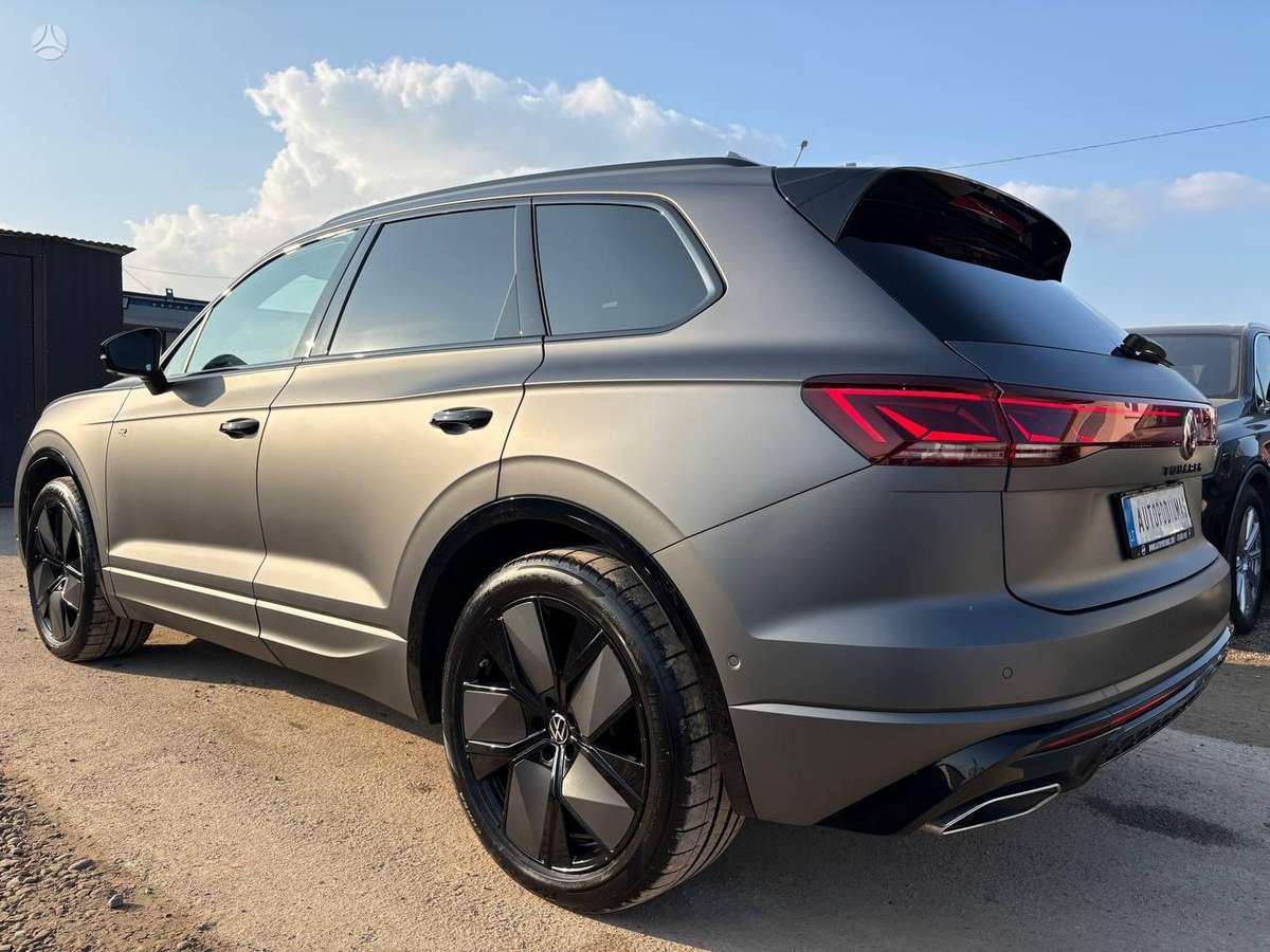 Volkswagen Touareg - 7