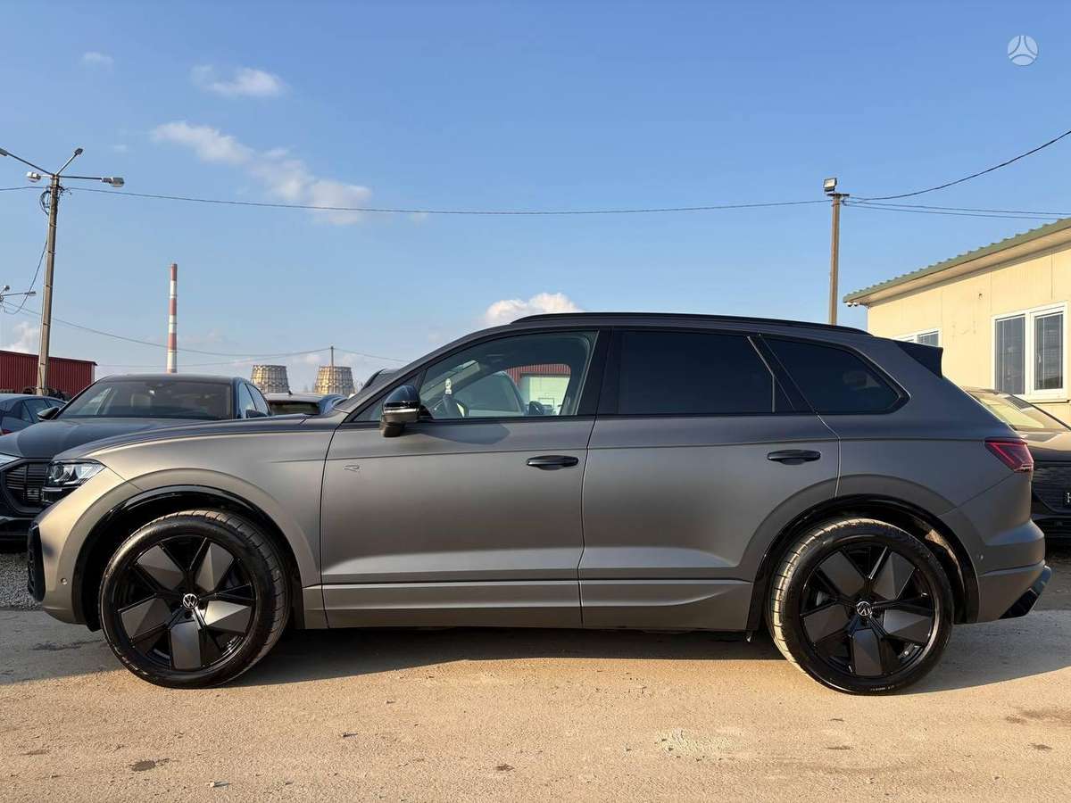 Volkswagen Touareg - 5