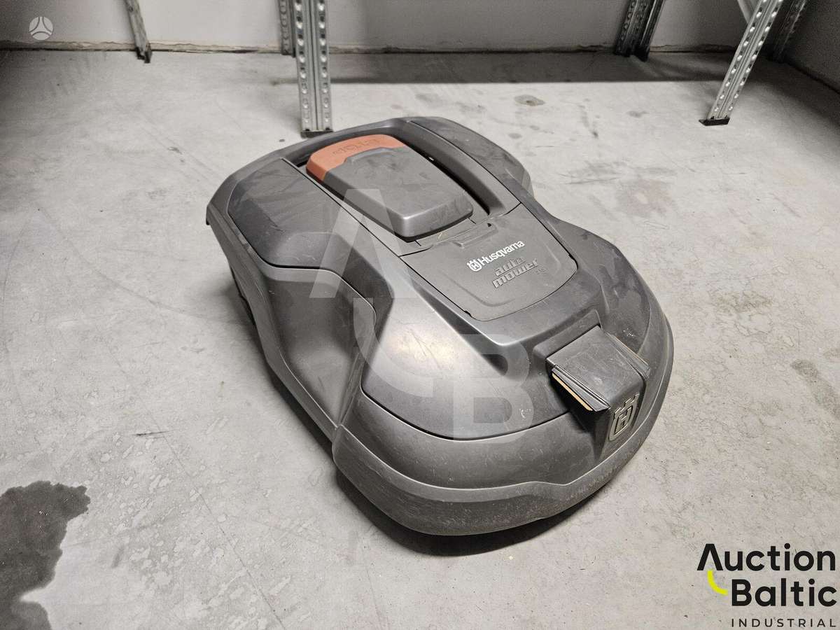 Husqvarna Automower 315, садовые тракторы
