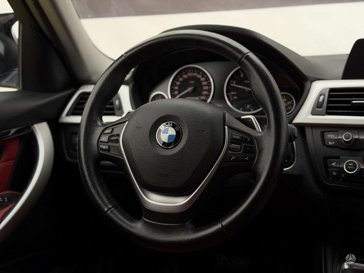 BMW 320, 2.0 l., Седан