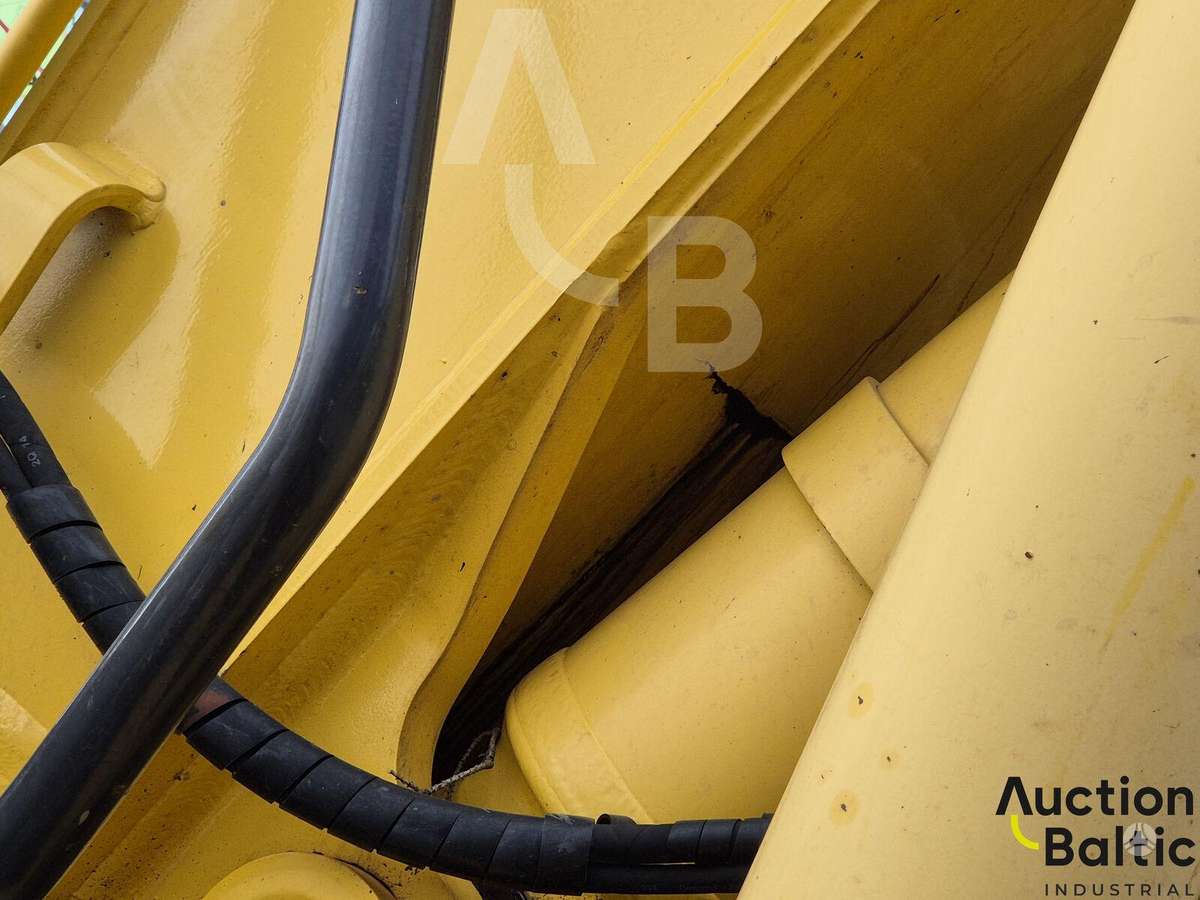 Komatsu PW160, ekskavatoriai