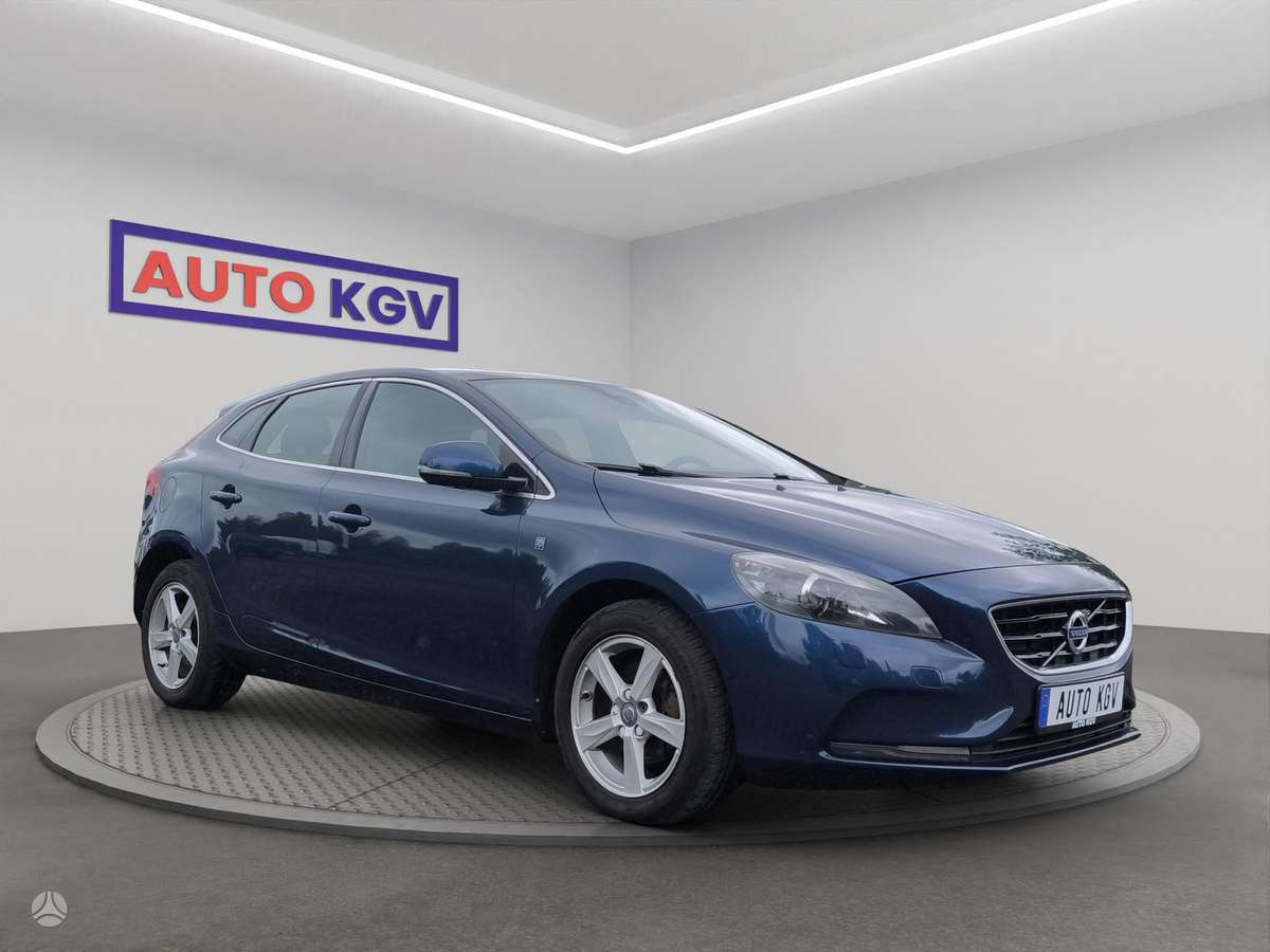 Volvo V40, 2.0 l., Хэтчбек