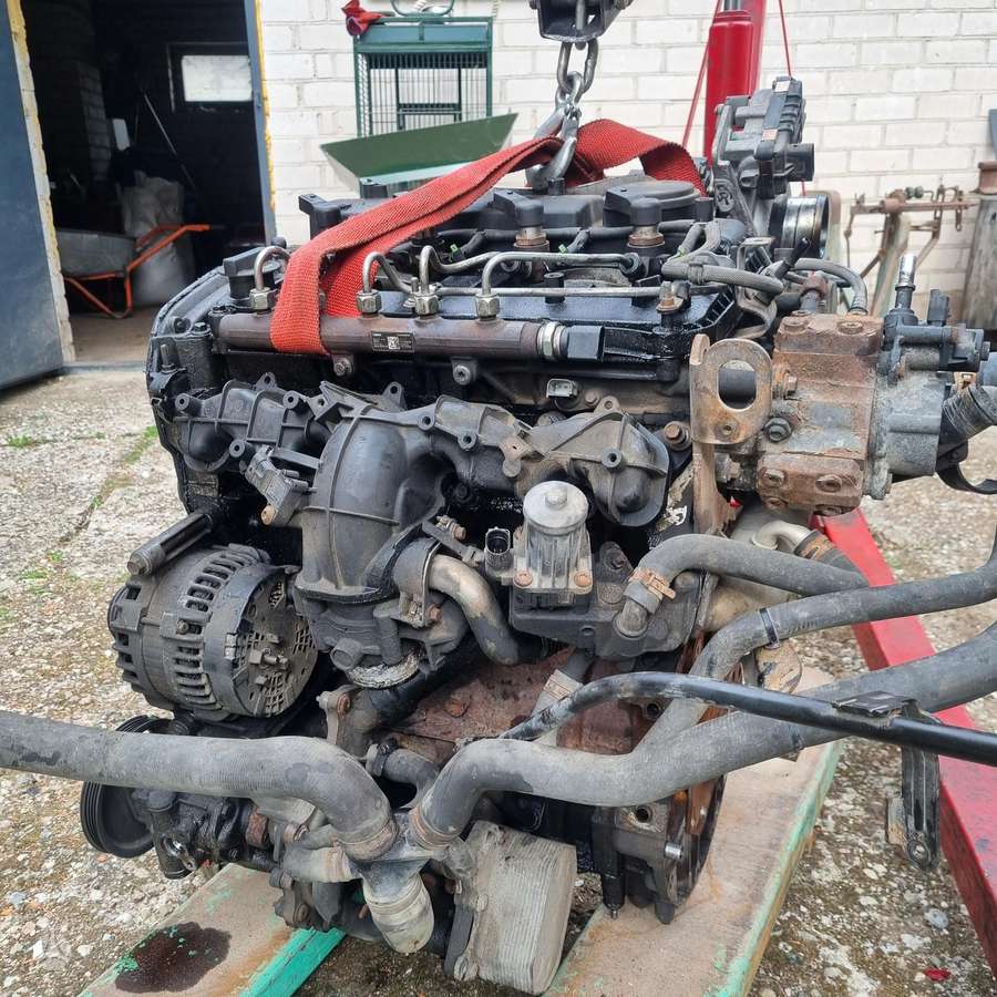 Ford Custom, keleiviniai mikroautobusai