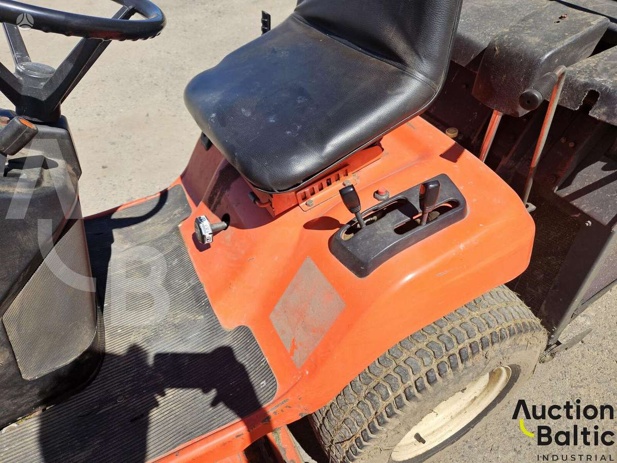 Kubota RCK48G18, садовые тракторы