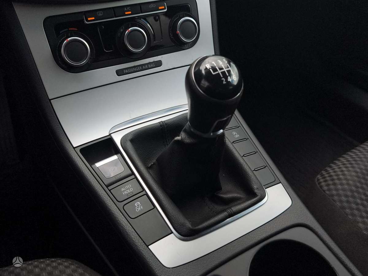 Volkswagen Passat, 2.0 l., Универсал