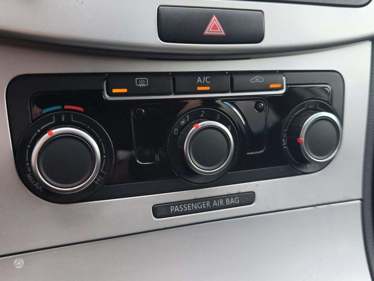 Volkswagen Passat, 2.0 l., Универсал