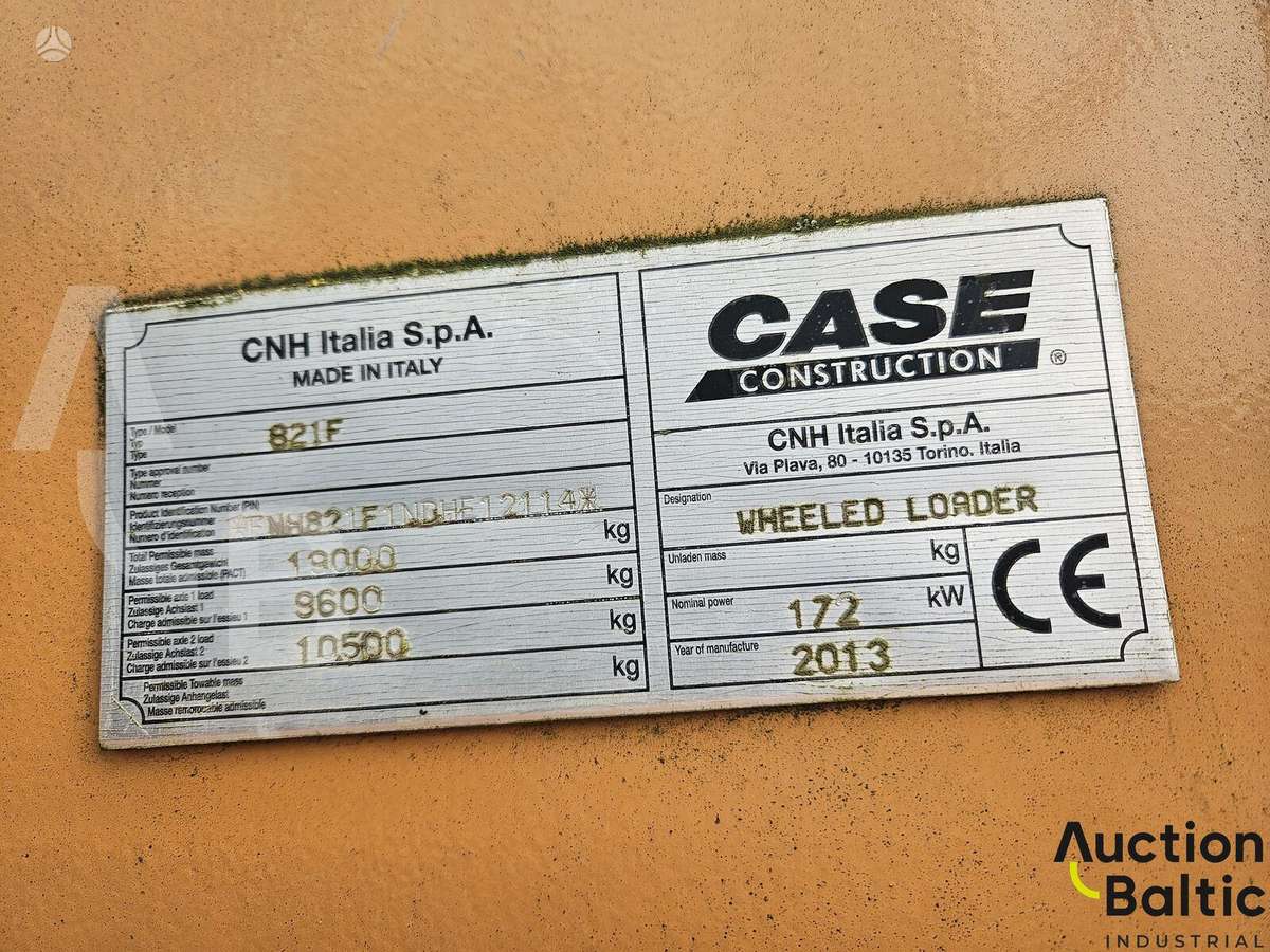Case 821 F, frontal loader