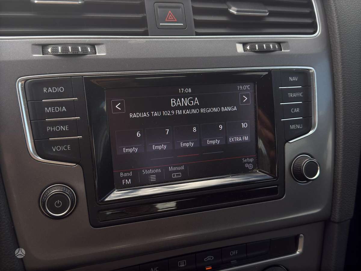 Volkswagen Golf, 1.2 l., hatchback