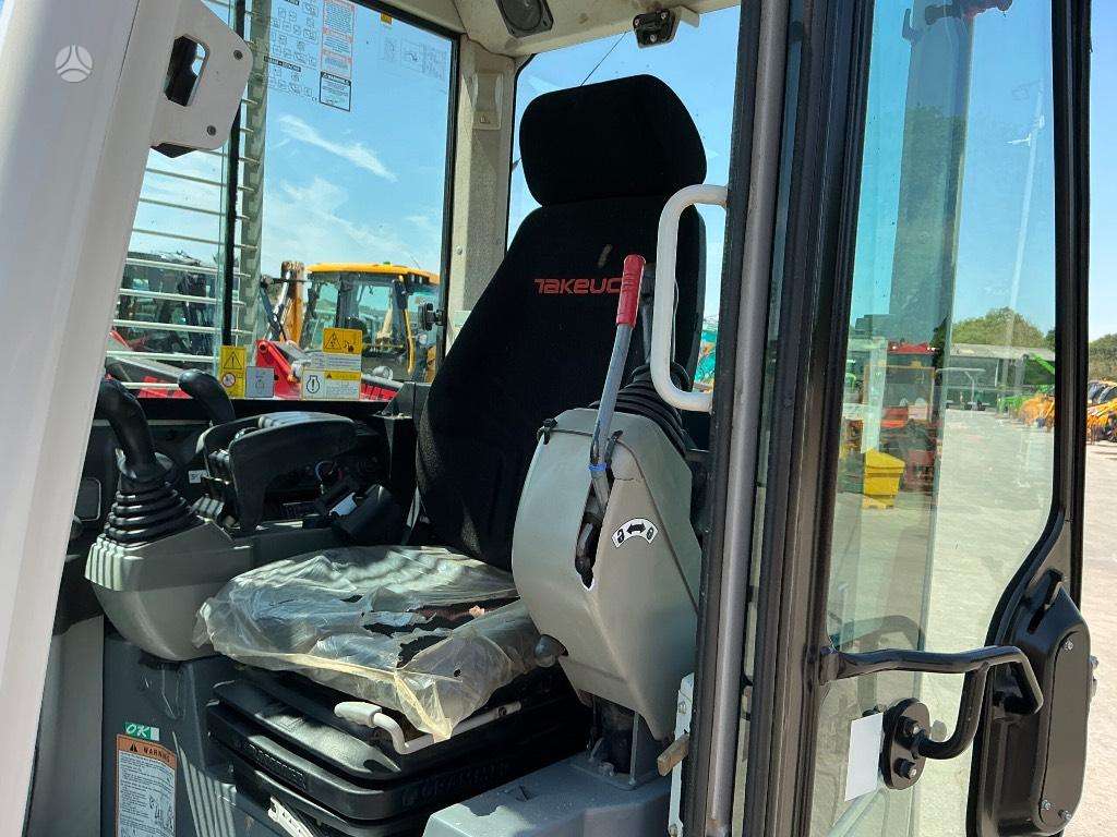 Takeuchi TB 257 FR, mini ekskavatori