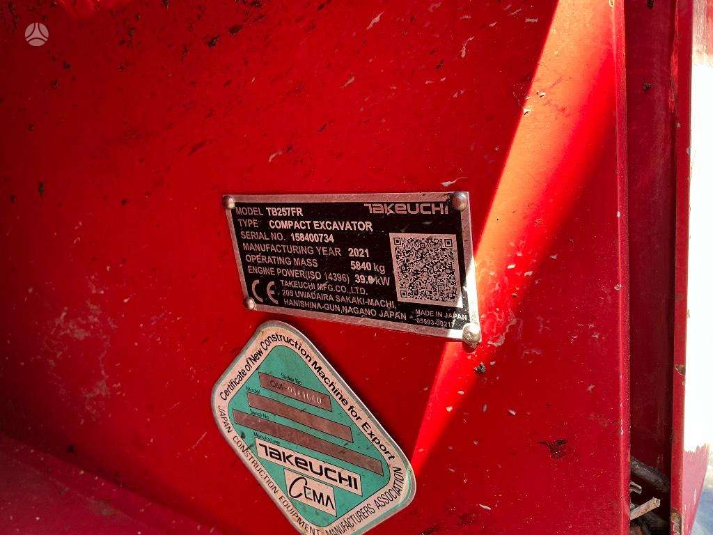 Takeuchi TB 257 FR, mini ekskavatori