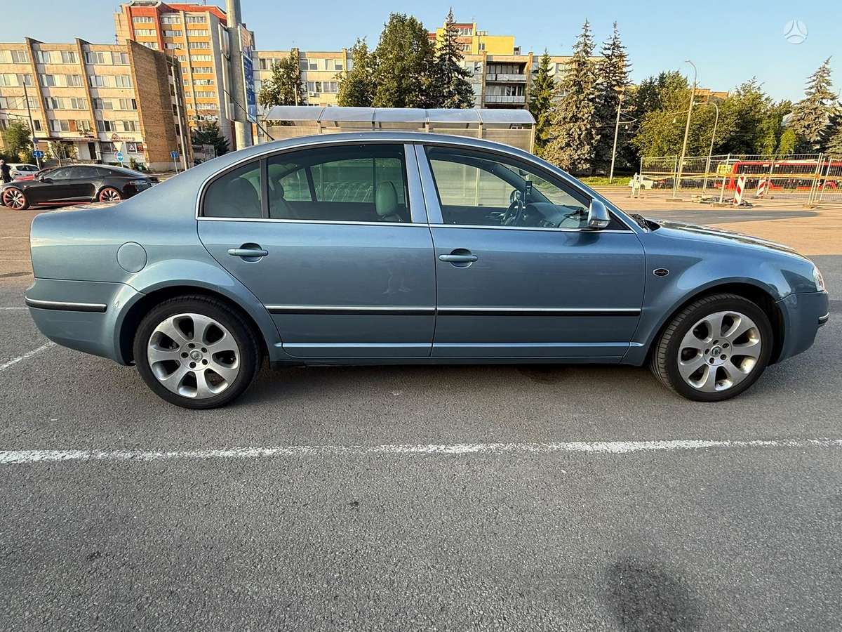 Škoda Superb - 5